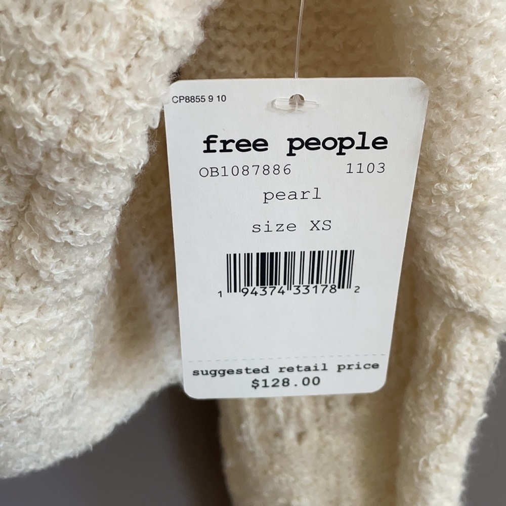 HP๐Free People Seashell Cropped Sweater - Picture 6 of 6